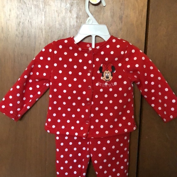 *WORN ONCE* IT DOES HAVE MINOR LINT ON IT! BABY GIRL 2 PIECE OUTFIT SIZE 3-6! - Picture 3 of 5